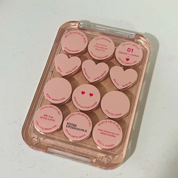 Colorgram Pin Point Eyeshadow Palette 🎨 - Picture 8 of 8